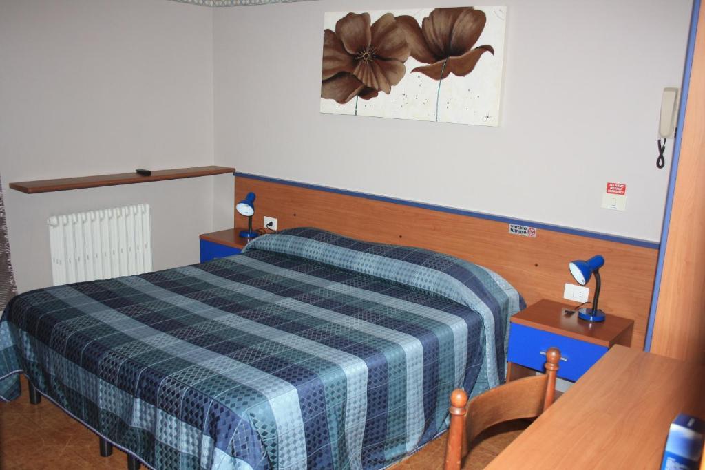 Albergo Marsari بسكييرا ديل غاردا الغرفة الصورة