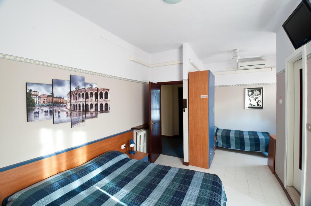 Albergo Marsari بسكييرا ديل غاردا الغرفة الصورة
